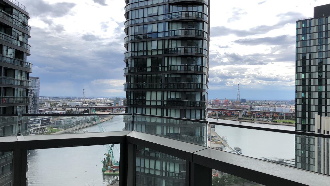 Winston Apartments Docklands Melbourne Luaran gambar