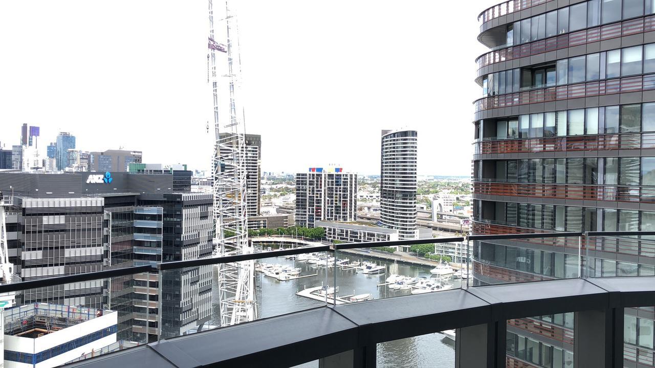 Winston Apartments Docklands Melbourne Luaran gambar
